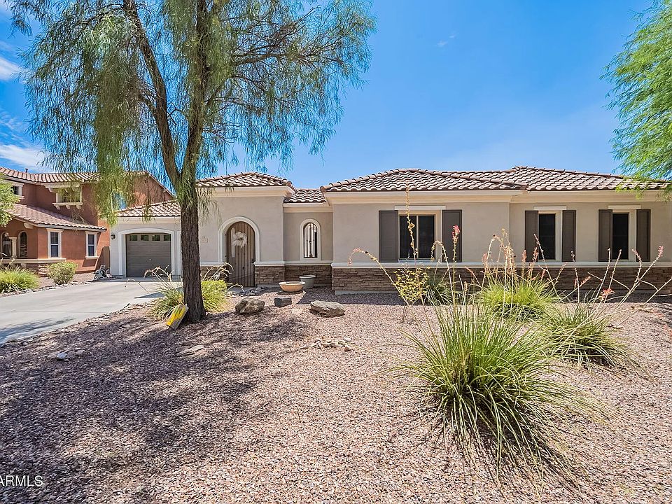 1st image of 22433 E Creekside Ln