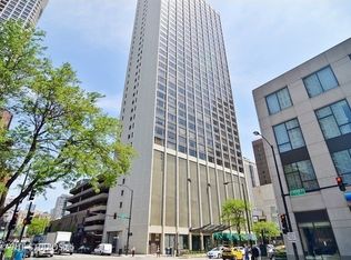 1 E Oak St #3402, Chicago, IL 60611