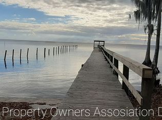 121 Janet Ave, Georgetown, FL 32139
