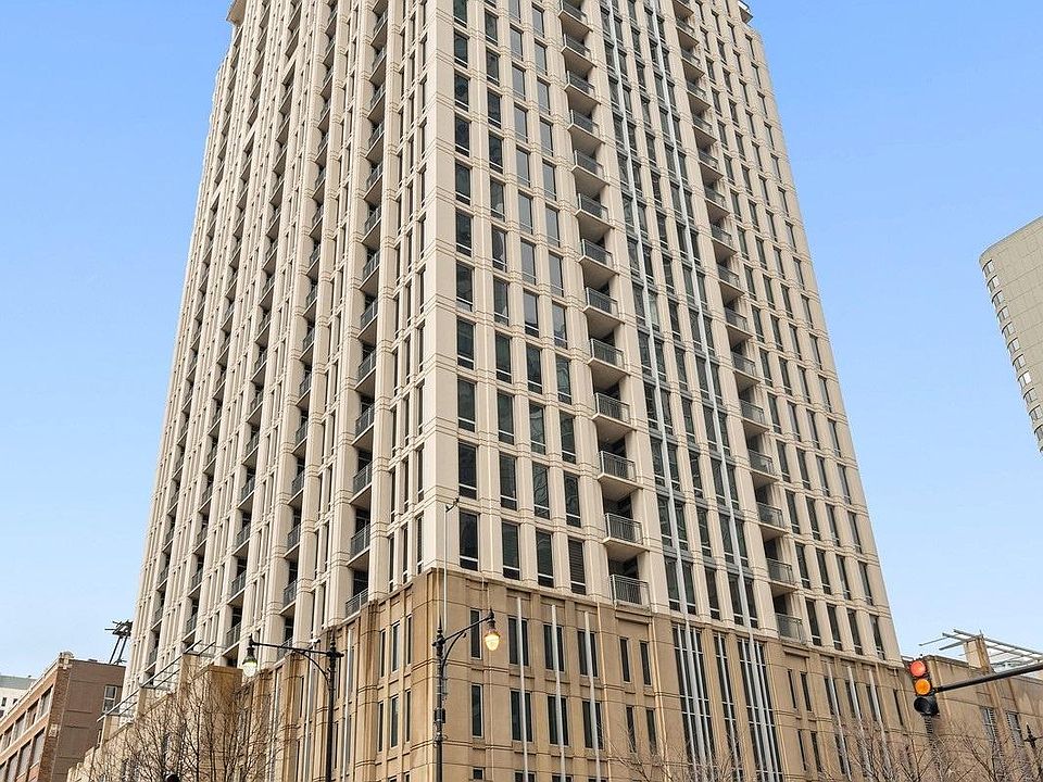 1st image of 1250 S Michigan Ave #290