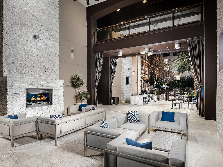 Open-Air Loggia