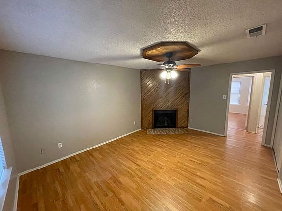 3rd image of 7401 Avenue X APT C