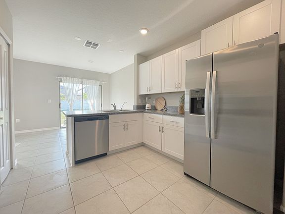 4th image of 4420 Globe Thistle Dr