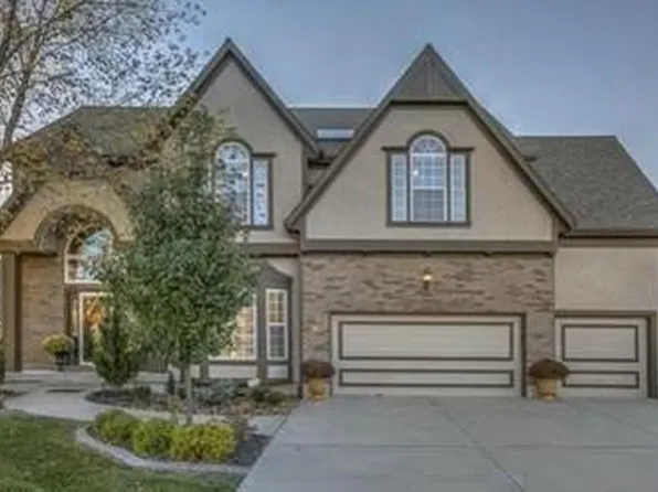 8924 N Hunter Ave, Kansas City, MO 64157