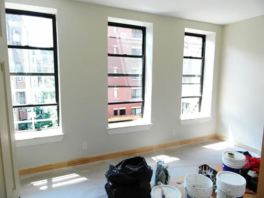 Rented by Citi Habitats | media 34