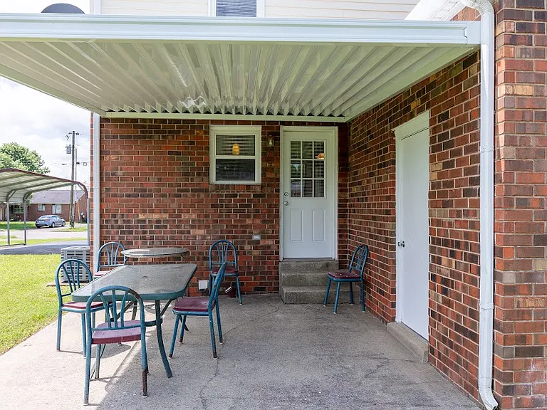 427 McClary Rd #B — Photo 11