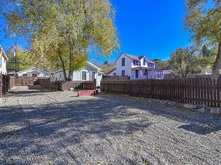 325 S Alarcon St — Photo 19