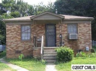 1808 Catherine Simmons Ave, Charlotte, NC 28216