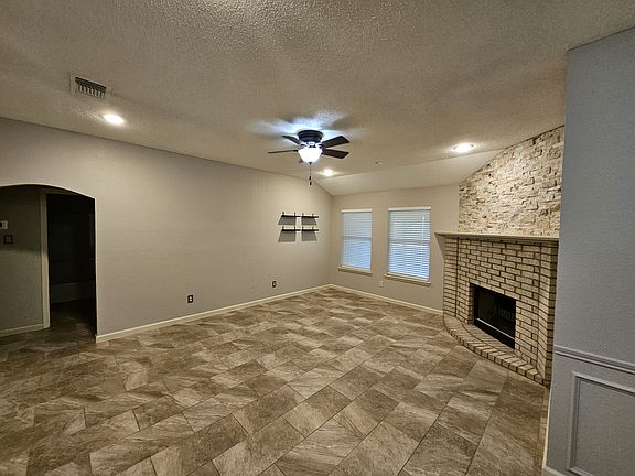5th image of 1608 Merritt Dr
