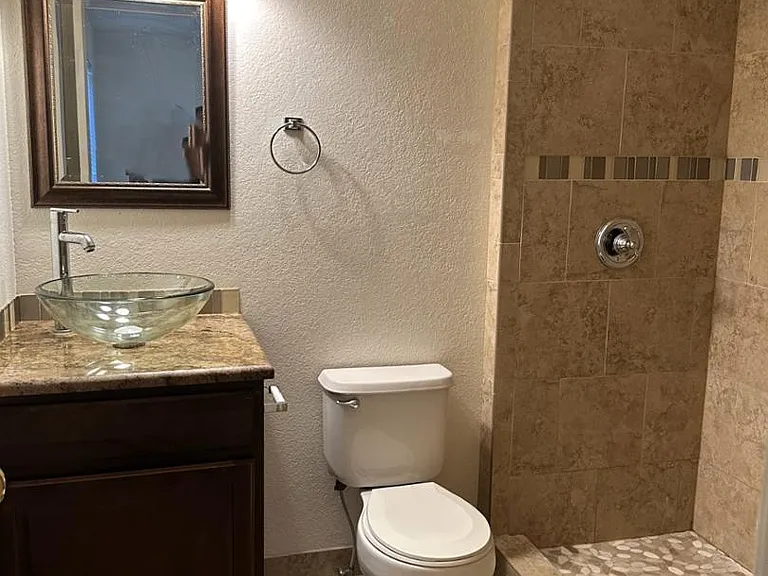 1155 Pond Side Dr — Photo 10