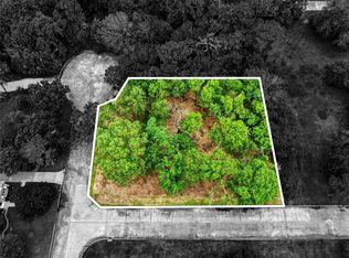 501 Colonial Dr, Friendswood, TX 77546