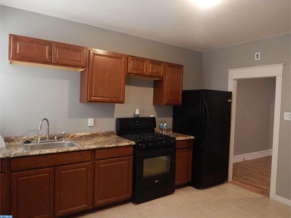 4th image of 4555 Cottman Ave