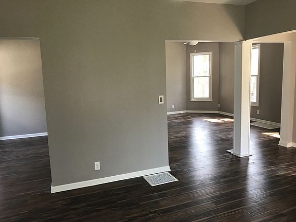 4th image of 408 S Hunter Ave