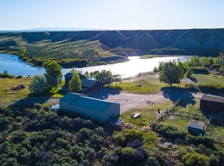 12 Papoose Ln, Clark, WY 82435