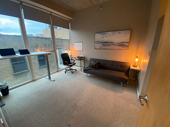 5th image of 630 N Franklin St APT 714