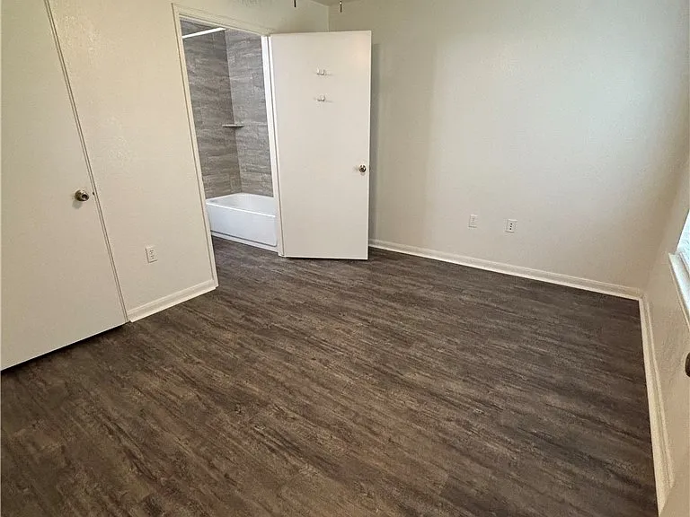515 Parkway #103 — Photo 18