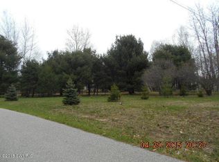 5146 W Rasmussen Rd, Ludington, MI 49431