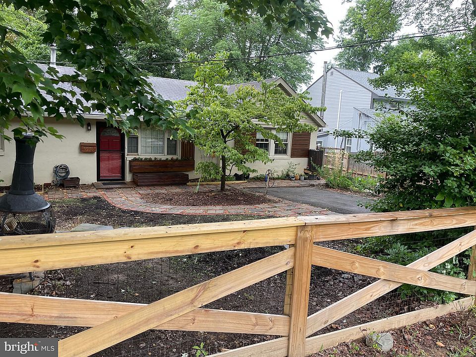 1st image of 5538 Janelle St