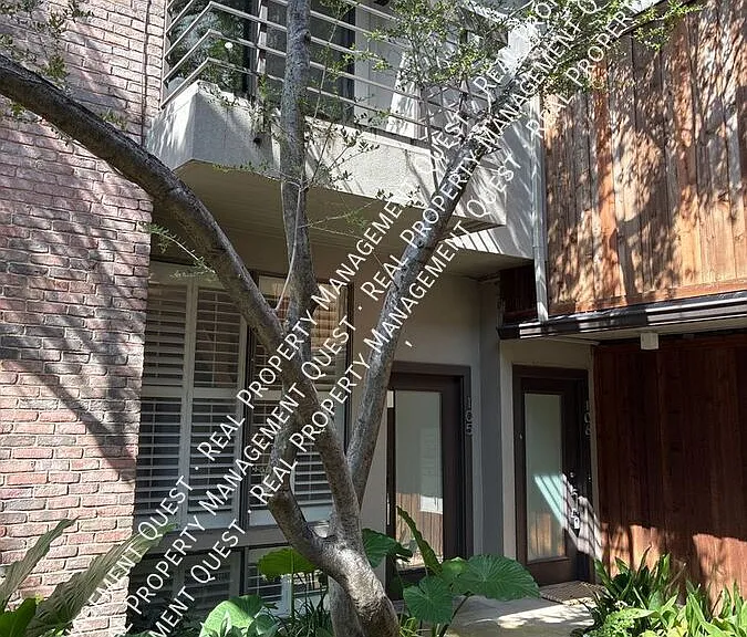 3948 Buena Vista St #105 — Photo 2