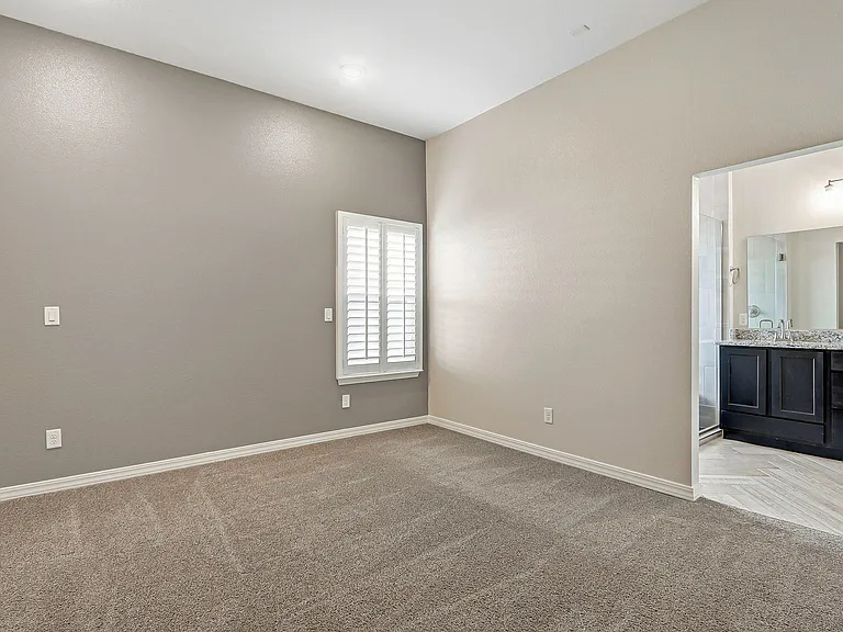 925 Louisiana Downs Ave — Photo 22