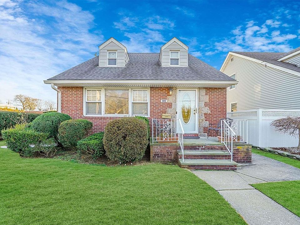 1st image of 246 Roslyn Avenue