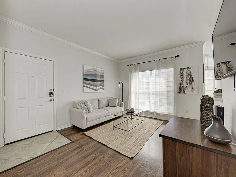 Riverhorse Ranch Apartments I — Photo 7