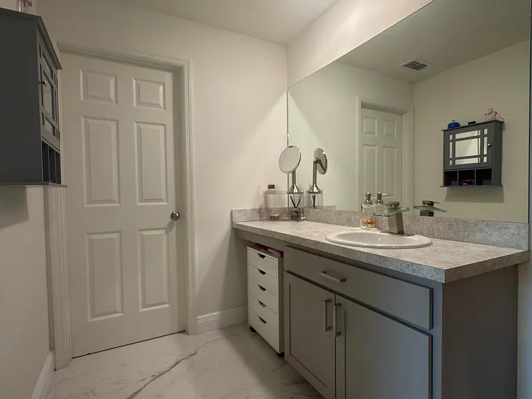 5363 NW Perez Ct — Photo 18