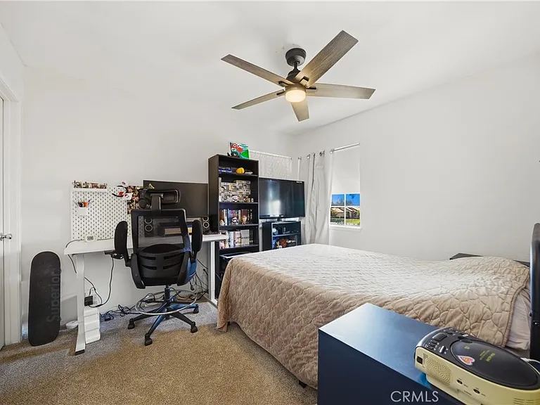 1505 Canterbury Cir — Photo 39