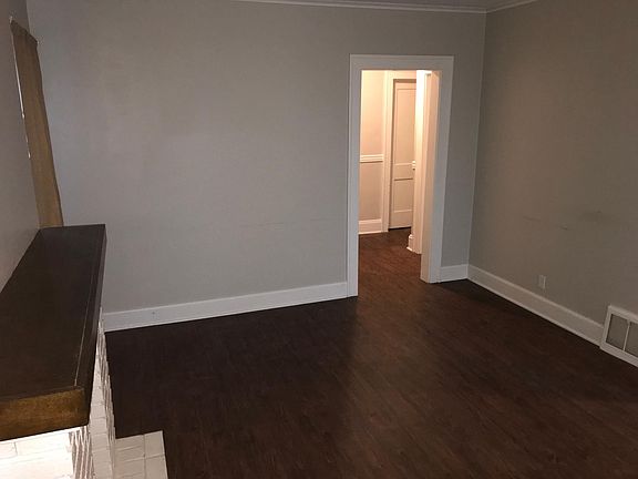 3rd image of 2466 Berk St