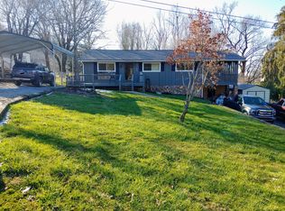 120 Russell Hill Rd, Elizabethton, TN 37643