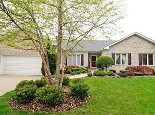 1346 N Yale Ave, Arlington Heights, IL 60004