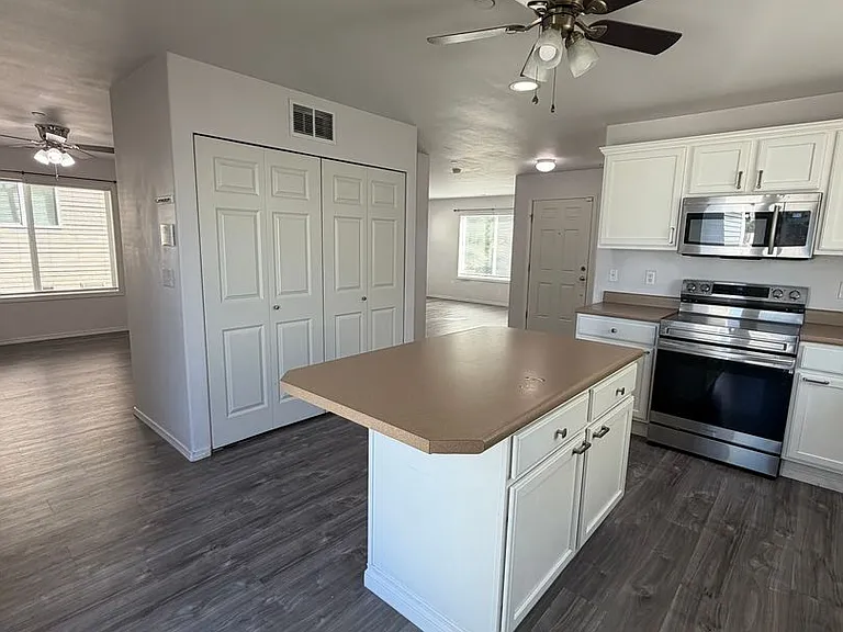 3091 Walker Rd — Photo 7