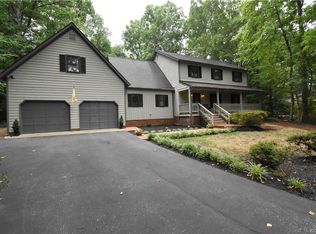 13711 Harbourwood Rd, Midlothian, VA 23112