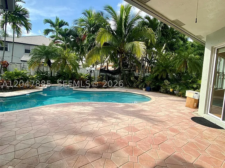 628 SW 168th Ter #0 — Photo 30