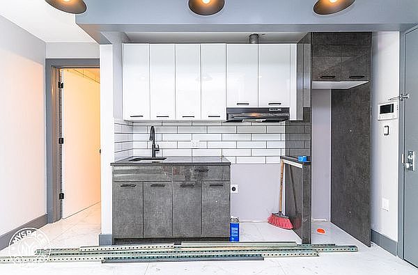 1st image of 1470 Eastern Pkwy #4F
