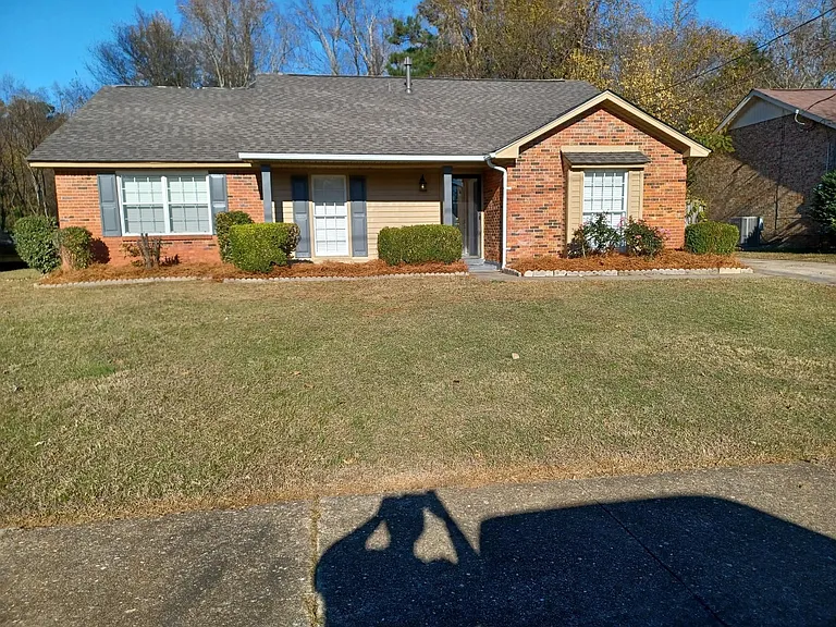 WELCOME TO 5745 HYDE PARK DR