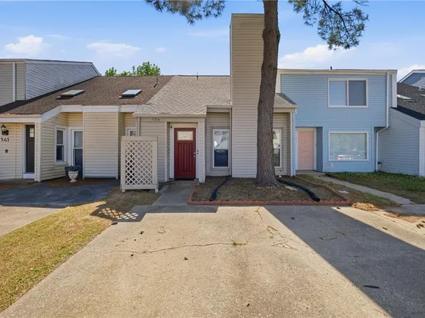139 Thalia Trace Dr, Virginia Beach, VA 23452