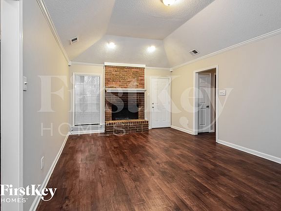 5th image of 2439 Dove Glen Cv