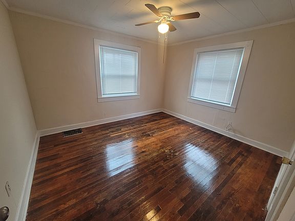 Bedroom 1 - Downstairs