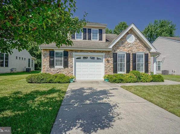 15 Meadowview Dr, Woodstown, NJ 08098