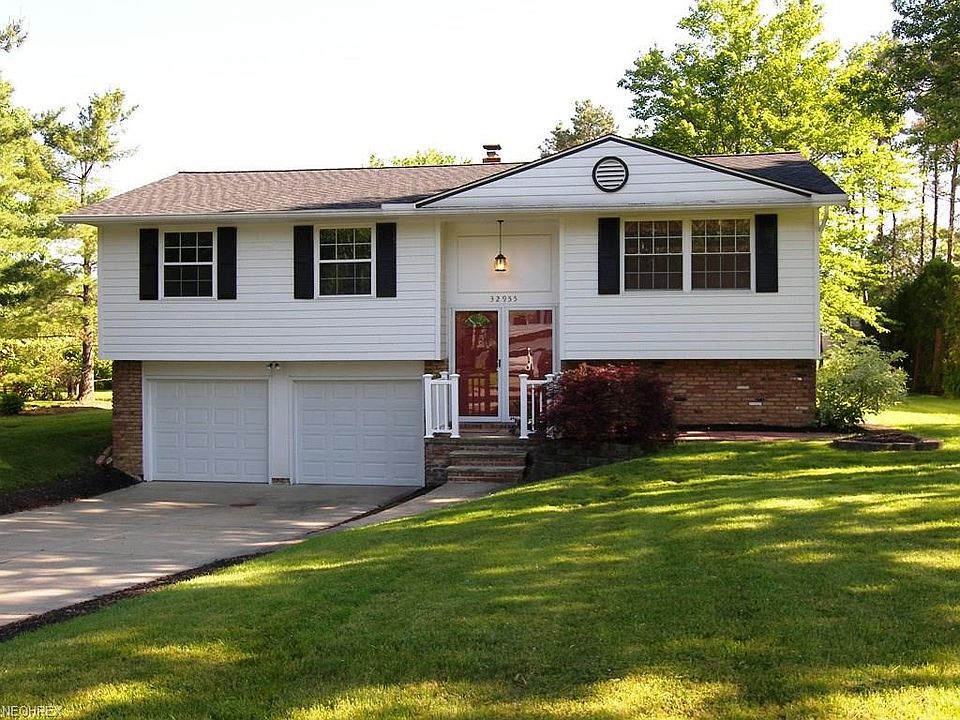 1st image of 32955 Arlesford Dr