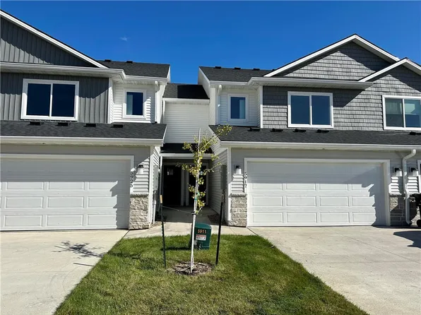 5927 NW 91st Ct, Johnston, IA 50131