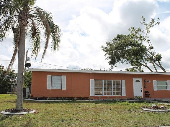 3rd image of 720 Floral Ln