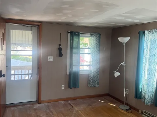 3 Kent Ter #1, Saugus, MA 01906