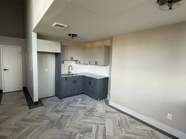 275 Chapel St #4-A — Photo 3