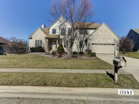 3rd image of 13397 Silver Brook Dr