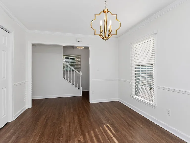1819 Sabrina Ct — Photo 5