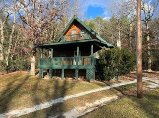 448 E Hill Dr, Hendersonville, NC 28792