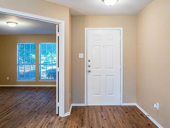 4th image of 2113 Adams Ct