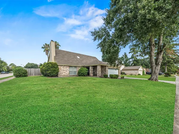 22303 Meadowrock Dr, Spring, TX 77389